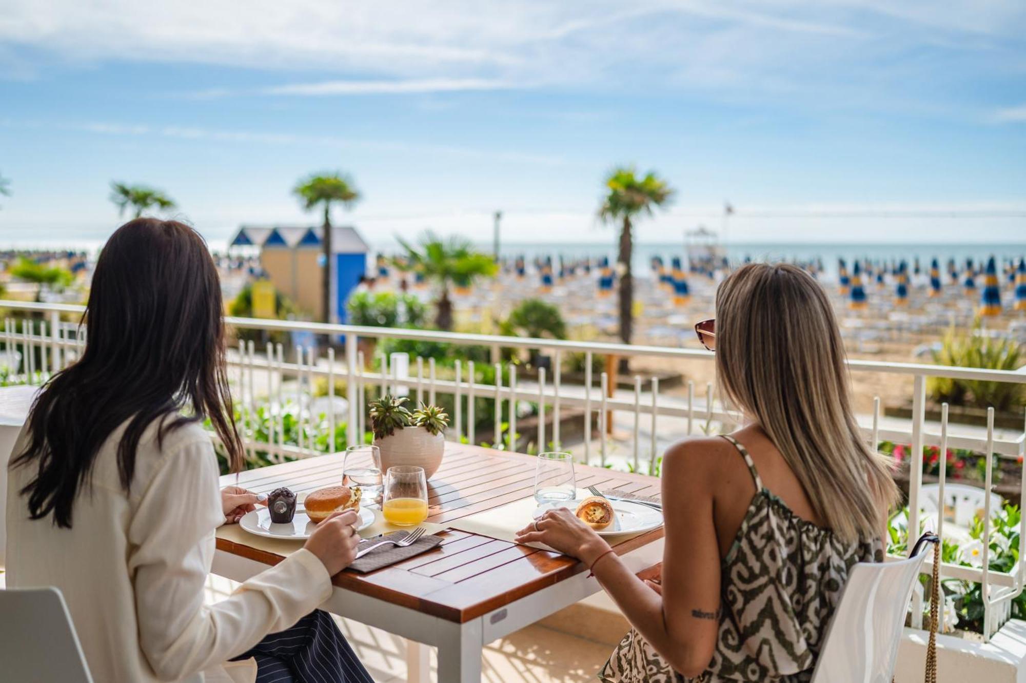 Hotel Orizzonte Lido di Jesolo Esterno foto