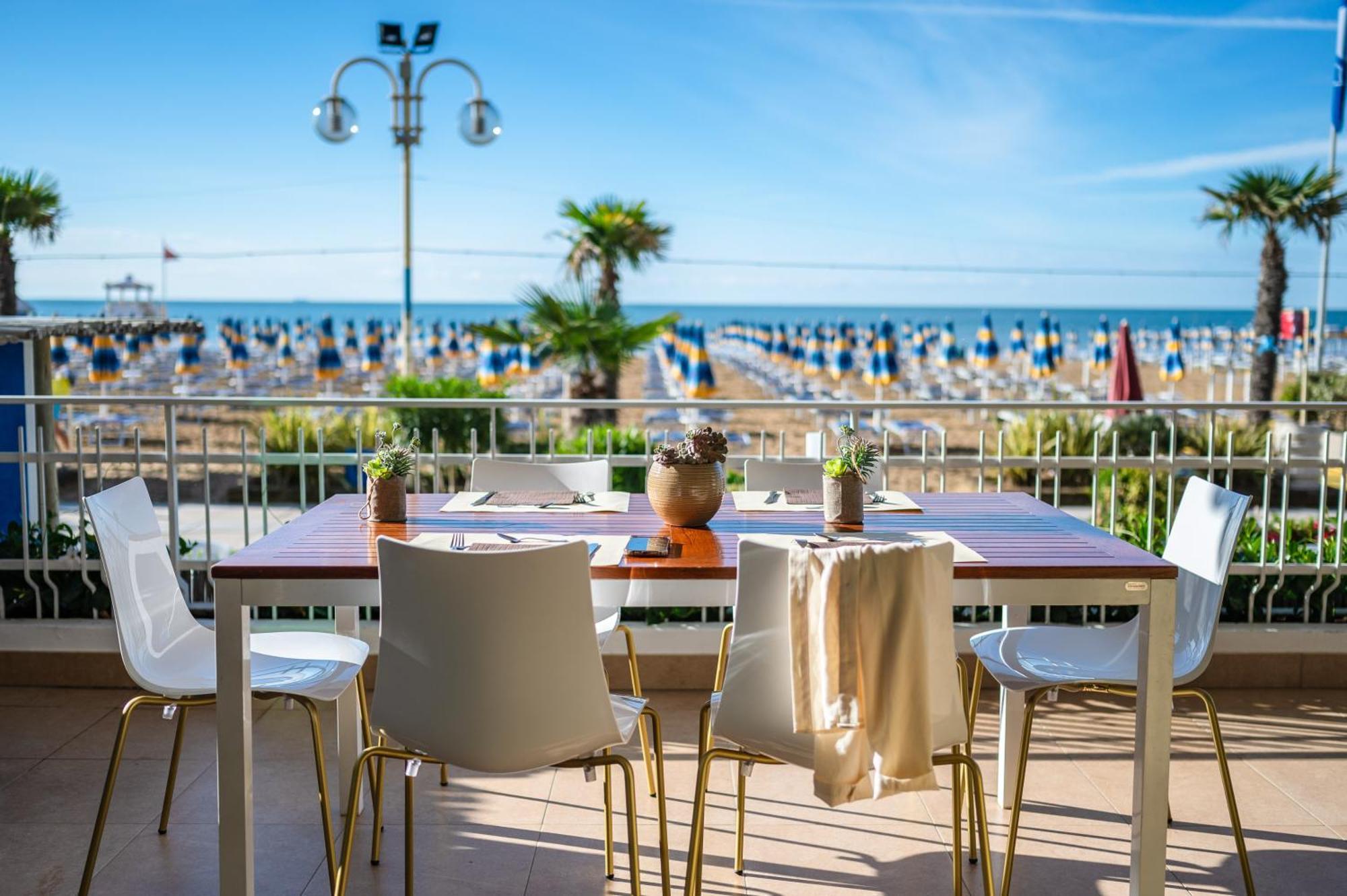 Hotel Orizzonte Lido di Jesolo Esterno foto
