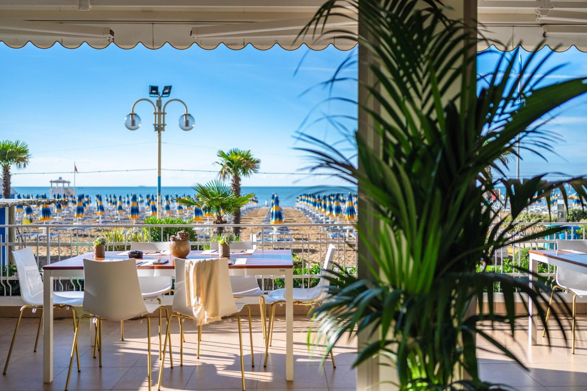Hotel Orizzonte Lido di Jesolo Esterno foto